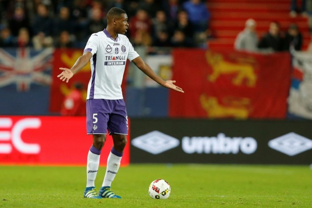 El jugador del Toulouse sigue enamorando a clubes europeos. AFP