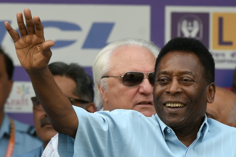 Pelé jugaría en el Barcelona y cree que Messi es el mejor. EFE