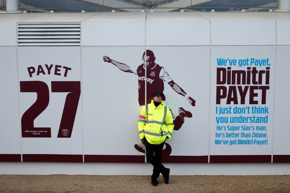 La salida de Dimitri Payet del West Ham parece enquistada. AFP