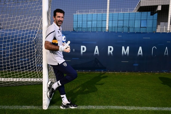 Buffon, em uma encruzilhada na próxima temporada