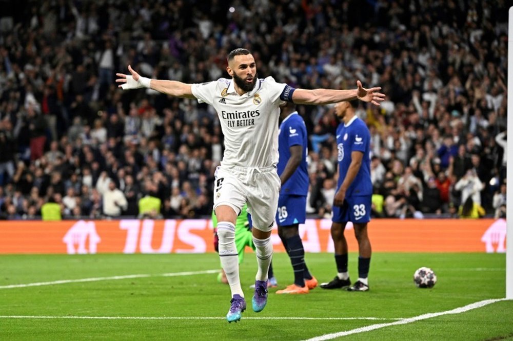 Benzema ya sabe lo que es jugar contra el Chelsea -y marcarle-. AFP