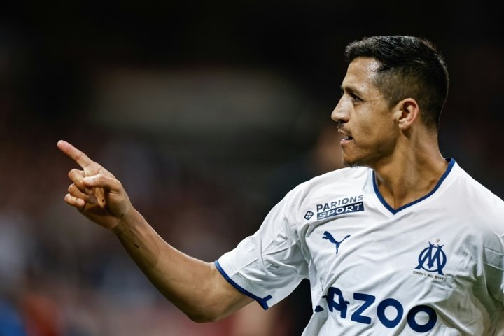 Olympique Marseille desperate to renew Alexis Sanchez