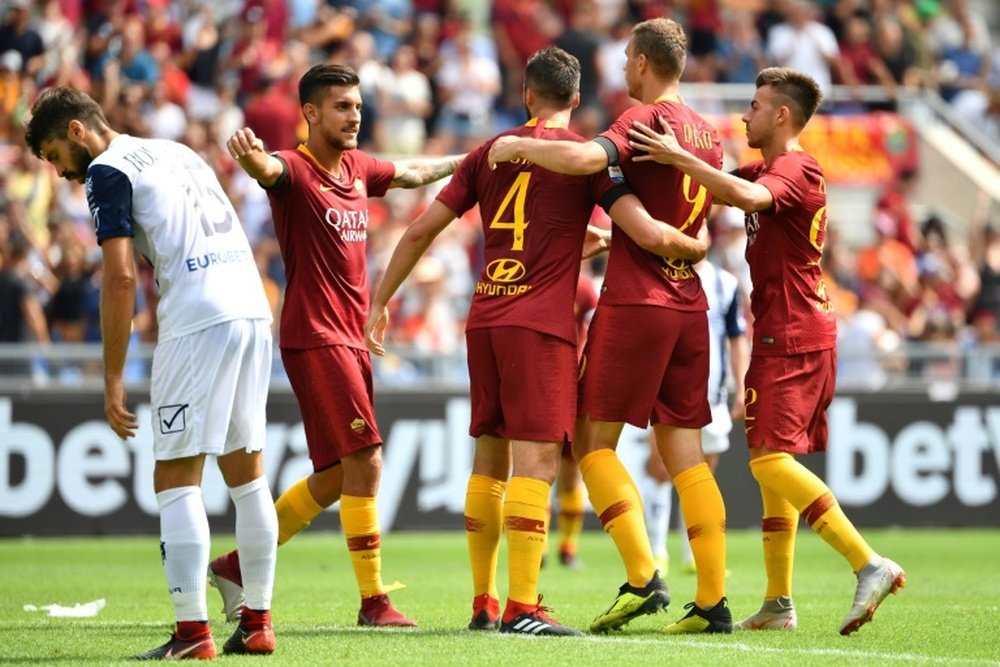La Roma perdió la ventaja del 2-0 y terminó empatando por 2-2 ante el Chievo. AFP