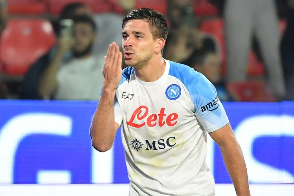 Napoli want to sign Giovanni Simeone. AFP