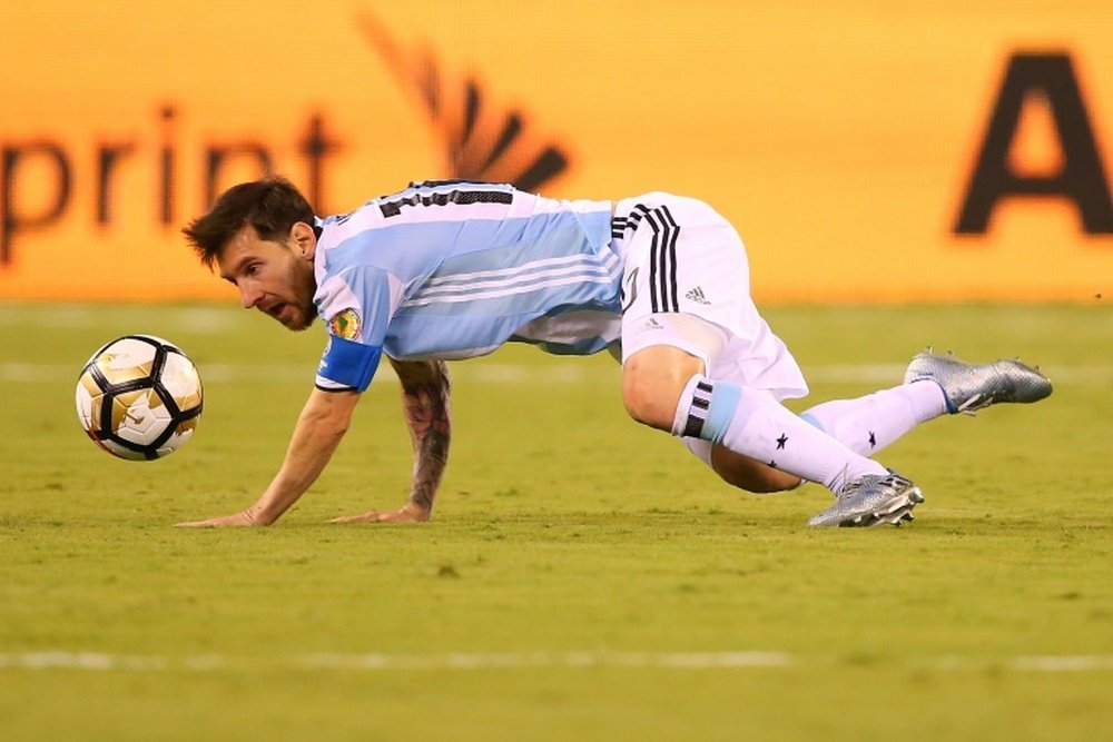 La nueva derrota de Argentina en la final de la Copa América es lo más destacado en la prensa. AFP