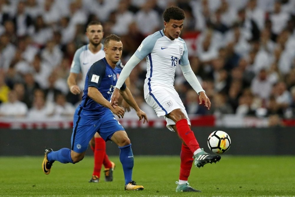 Le milieu anglais Dele Allicontre la Slovaquie à Wembley. AFP