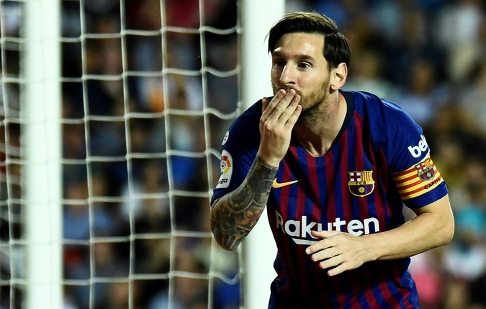 Messi, defendido por su club. AFP