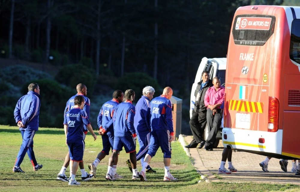 Les Bleus retreated to the team bus in protest and pulled the curtains shut. AFP
