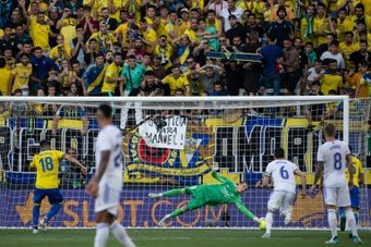 La falta de gol le quita un gran privilegio al Cádiz. AFP