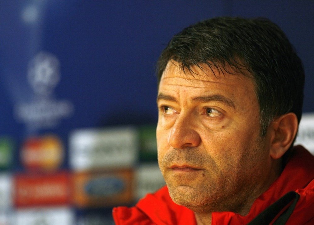 El técnico griego no se conforma con el punto conseguido ante el Barça. AFP