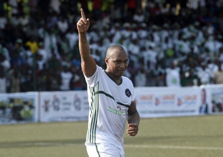 El Hadji Diouf frappe fort. Après la victoire du Sénégal face à l’Angleterre, l’ex-international sénégalais envoie un tacle à Jamie Carragher pour ses propos jugés méprisants envers le continent africain en février.