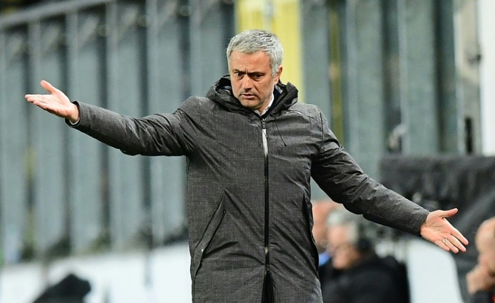 L'entraîneur de Manchester United Jose Mourinho réagit lord du match face à Anderlecht en C3. AFP