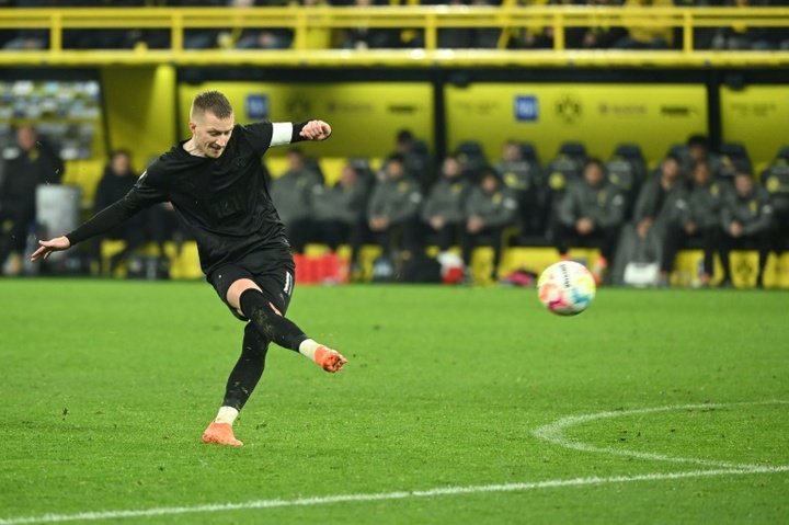 Reus elige renovar con el Borussia