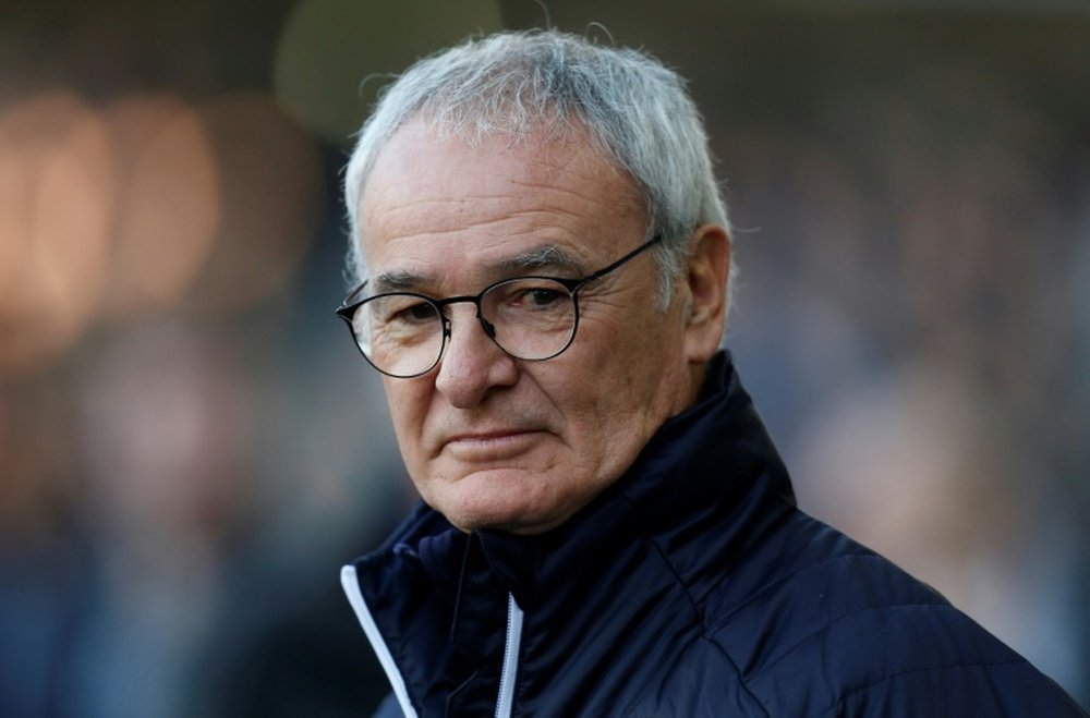 Ranieri comienza una nueva aventura en la Premier League. AFP