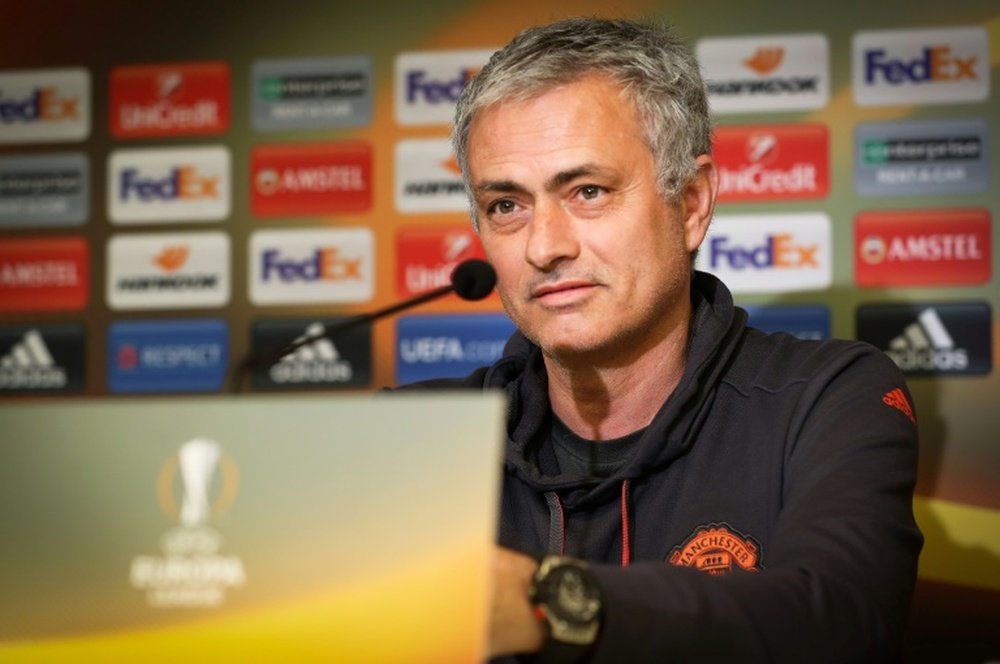 L'entraîneur de Manchester United José Mourinho en conférence de presse le 12 avril 2017. AFP
