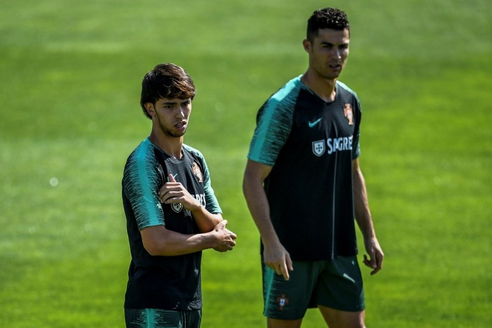 João Felix e Cristiano Ronaldo deverão ser titulares de Portugal contra o Azerbaijão. AFP