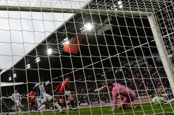 El Rennes vapuleó 4-1 al Troyes. AFP