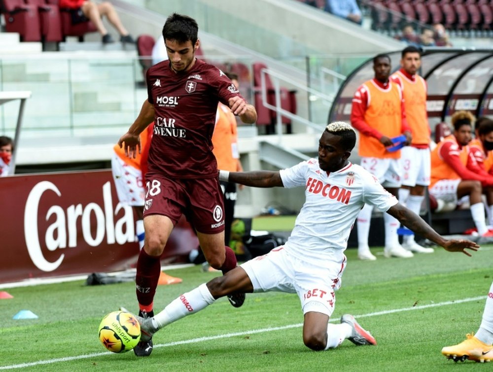 Onyekuru no Olympiacos.AFP