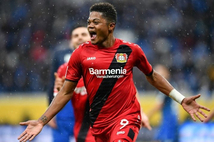 Bundesliga: Leverkusen volta, à condição, à vice-liderança