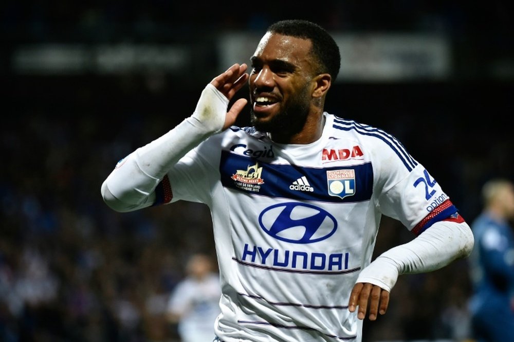 Les buts d'Alexandre Lacazette contre Saint-Etienne. AFP