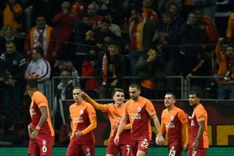 L'Atlético va suivre deux joueurs de Galatasaray au Camp Nou. AFP