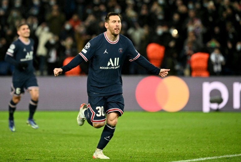 El Messi más generoso de Francia se acerca a la cúspide mirando al Madrid. AFP