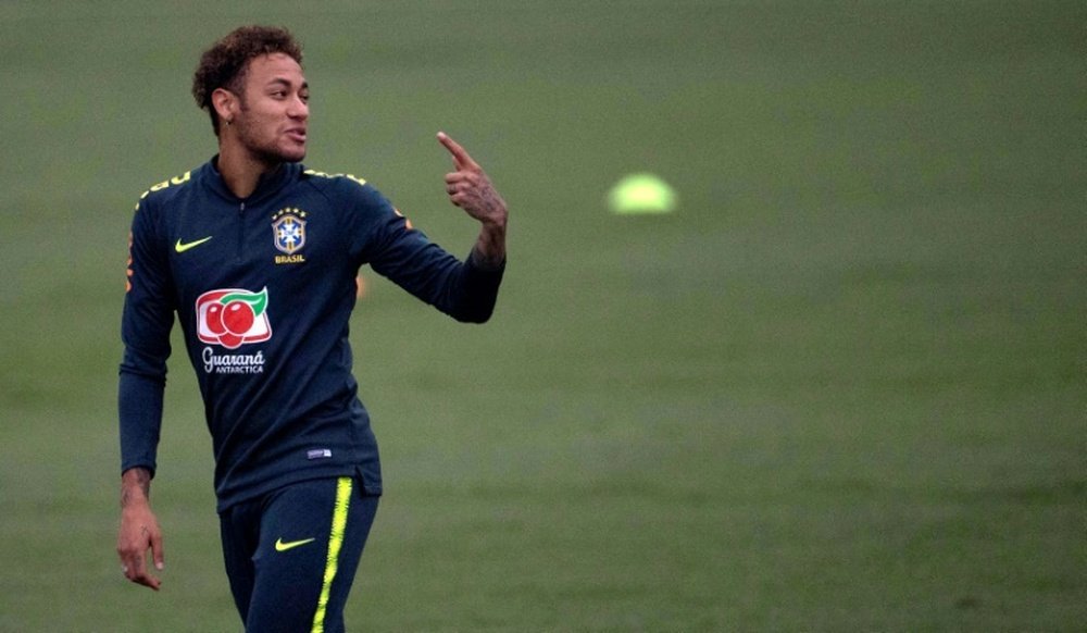 La star du Brésil Neymar à l'entraînement avec la Seleçao. AFP