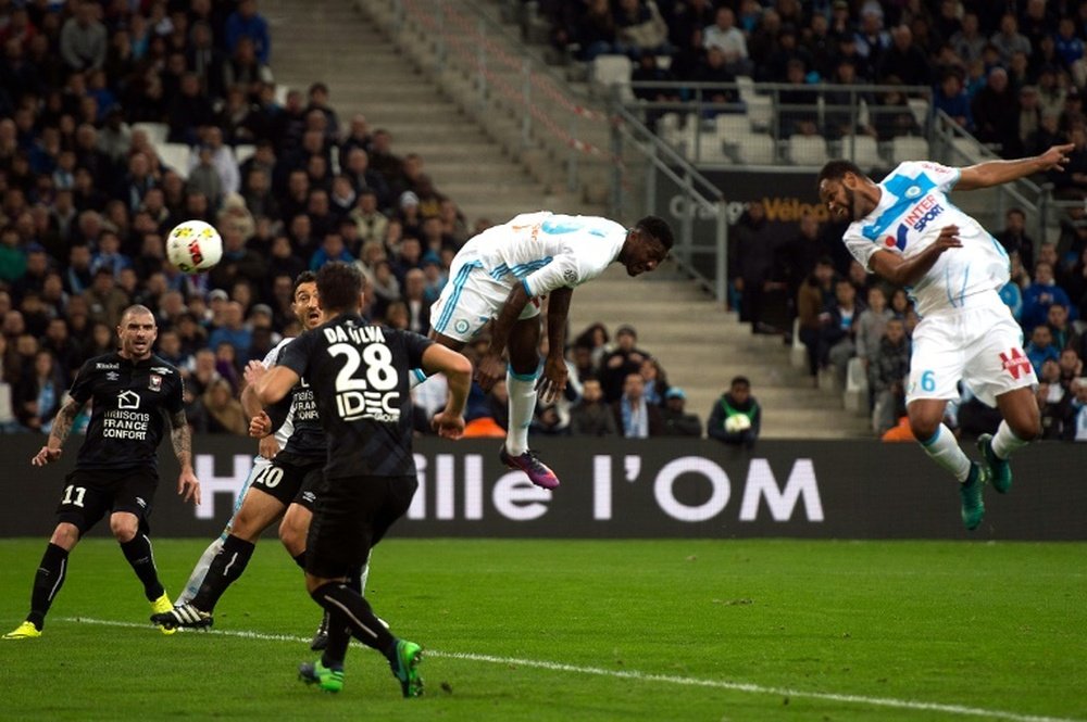 Le défenseur de l'OM Rolando inscrit le but de la victoire face à Caen, le 20 novembre 2016. AFP