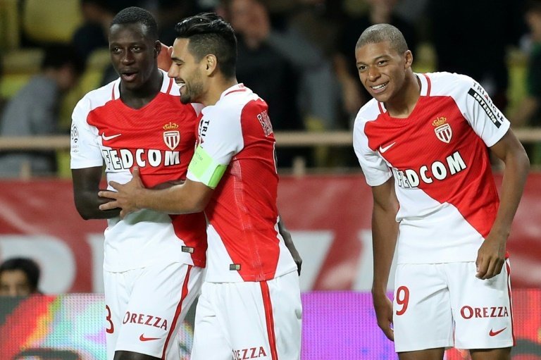 Ligue 1 : Monaco et Mbappé s'offrent un récital pour talonner Nice