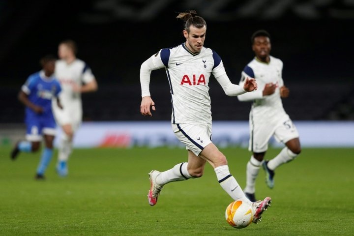 Ben Davies vole au secours de Gareth Bale