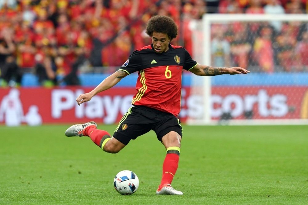 Axel Witsel would favour a move to the Premier League or Serie A this summer. BeSoccer