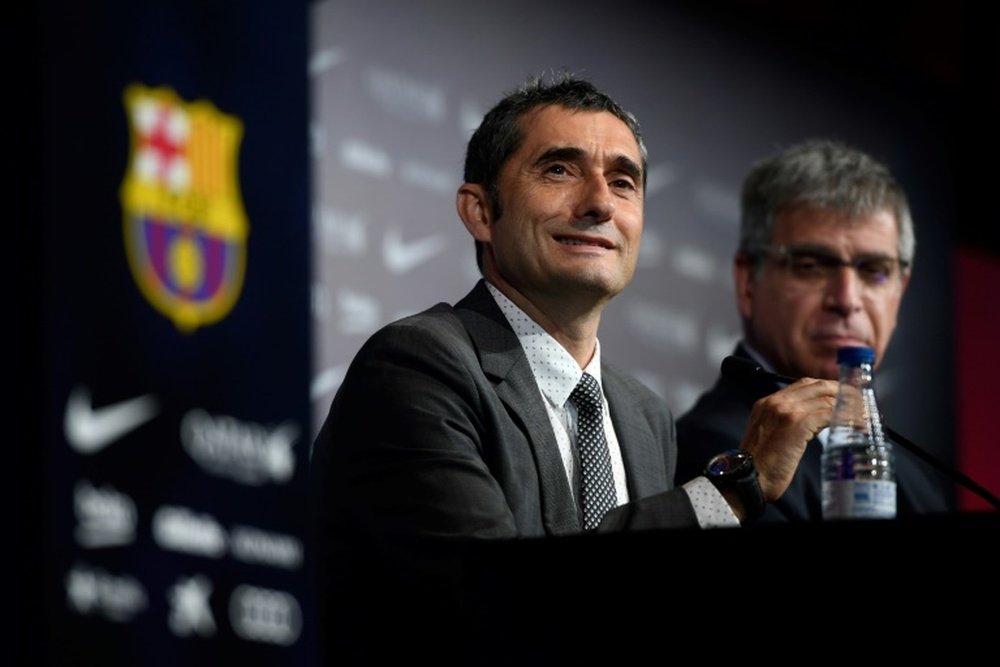Le nouvel entraîneur du Barça Ernesto Valverde en conférence de presse. AFP