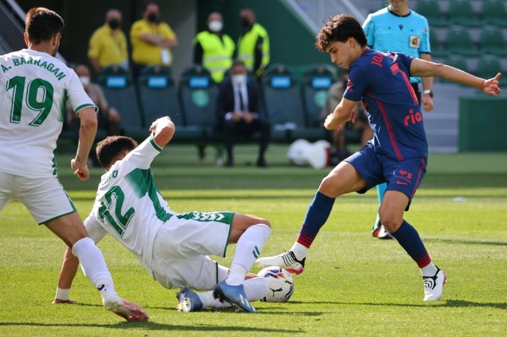 Joao Félix jugó ante el Elche, pero no tuvo ninguna incidencia. AFP