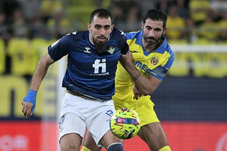 Borja Iglesias, l`attaquant du Betis Séville, au cours du match de Liga contre Villarreal le 12 mars 2023 à Villarreal.