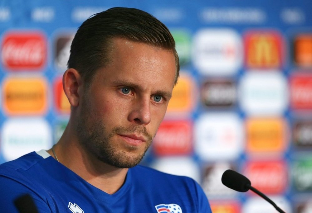 Sigurdsson will stay at his current club. EFE