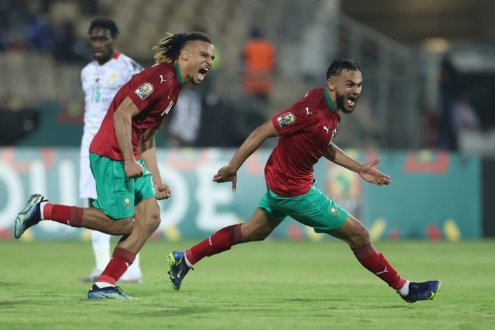 Boufal desatasca el estreno marroquí en la Copa África