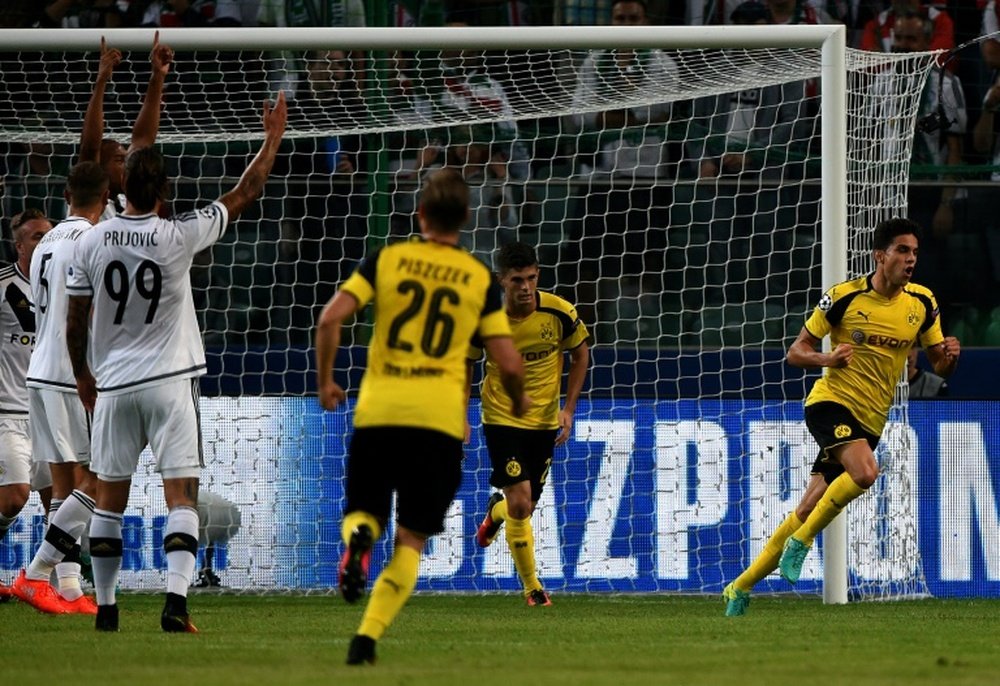 Marc Bartra vient dinscrire le 3e but de Dortmund à Varsovie contre le Legia en Ligue des champions, le 14 septembre 2016