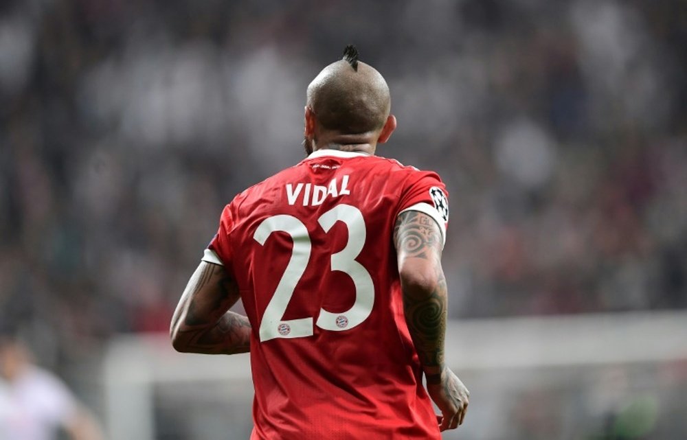 Vidal felicitó a Pogba y a Tolisso por el Mundial. AFP