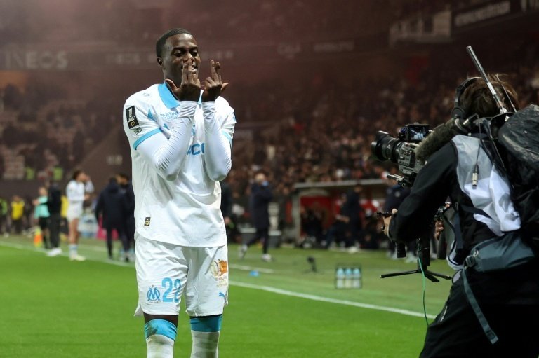 Weah tells his story. AFP