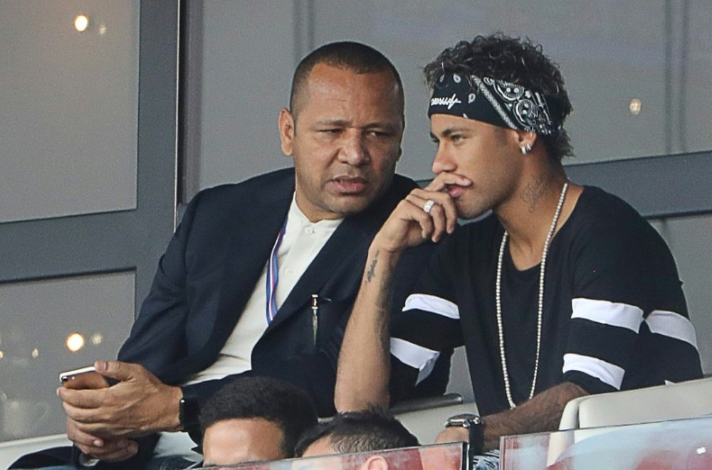 Nadie sabe qué pasará con Neymar. AFP