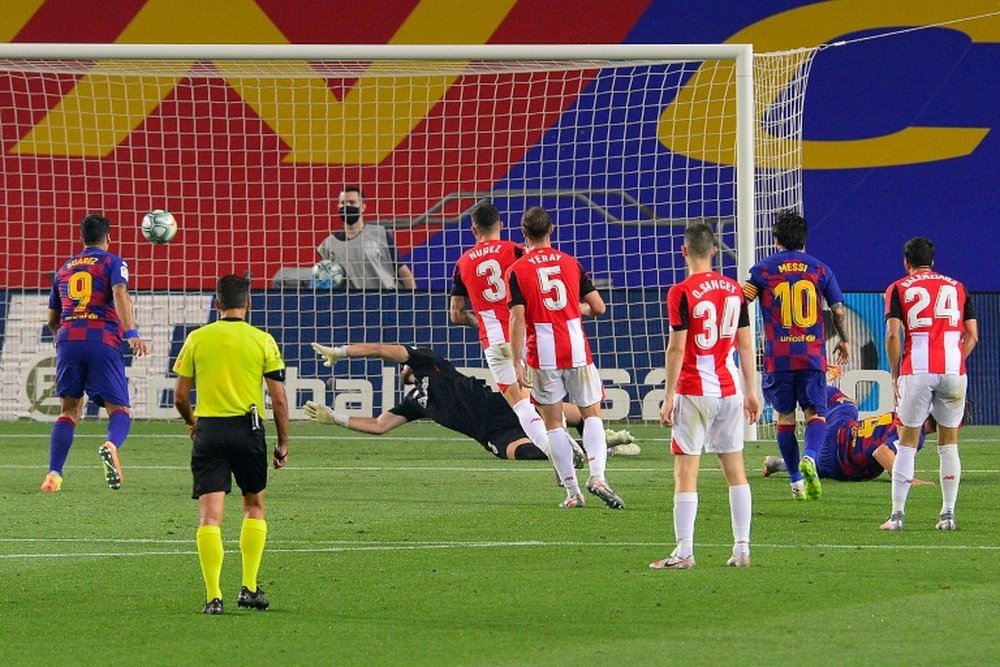 Com gol de Rakitic, Barcelona retomou temporariamente a liderança. EFE / Enric Fontcuberta/Arquivo