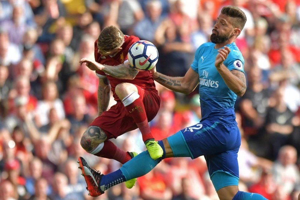 Arsenal-Liverpool, partidazo en Inglaterra. AFP