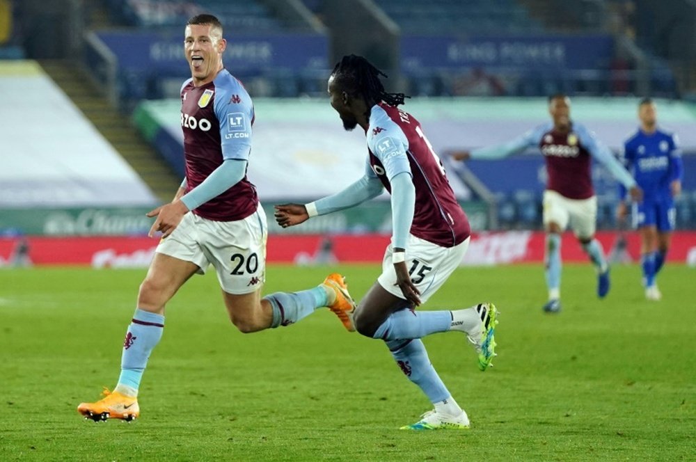 El Aston Villa consuma su inmaculado inicio a costa del Leicester. AFP