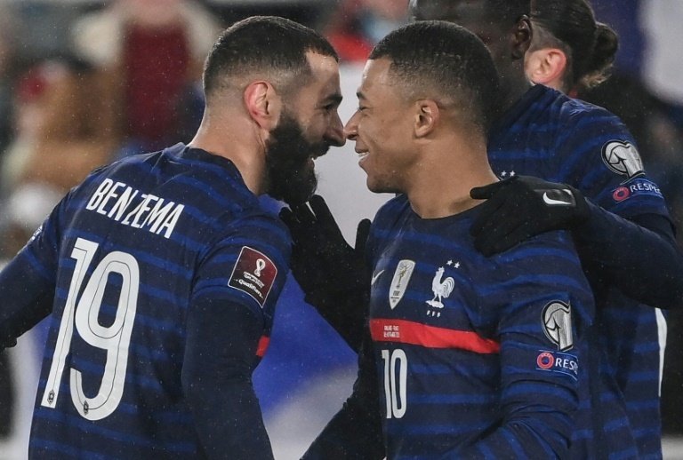Finland 0-2 France: Benzema and Mbappe dash hosts' play-off hopes