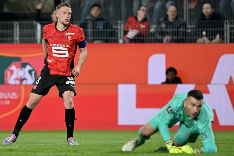 El Rennes se afianza en la zona media y el Nantes se complica