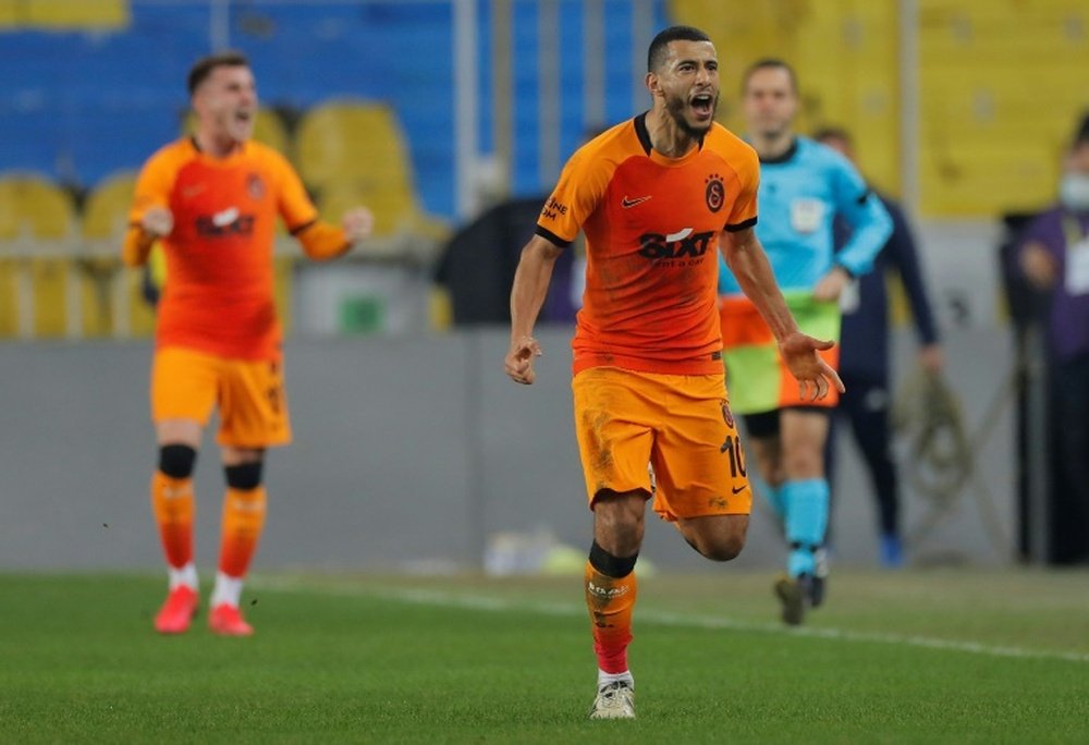 Officiel : Younès Belhanda licencié par Galatasaray. AFP