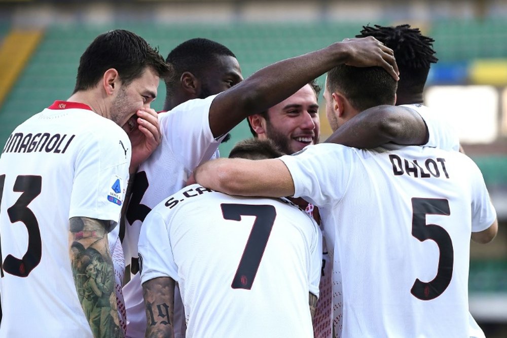 Il Milan si porta a tre punti dall'Inter. AFP
