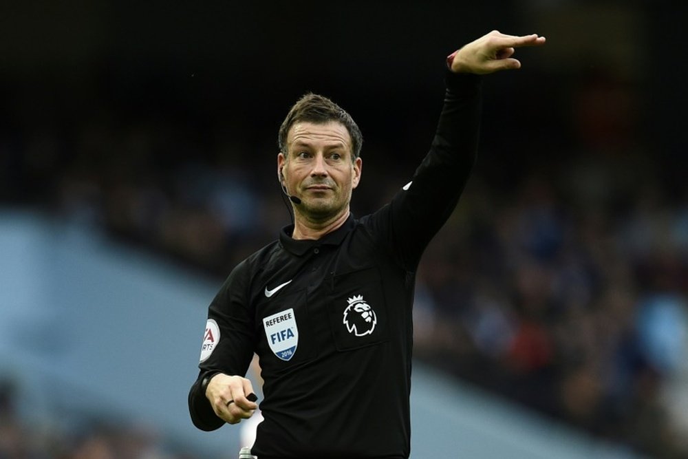 Clattenburg does not regret how he approached May 2016's clash between Chelsea and Tottenham. AFP