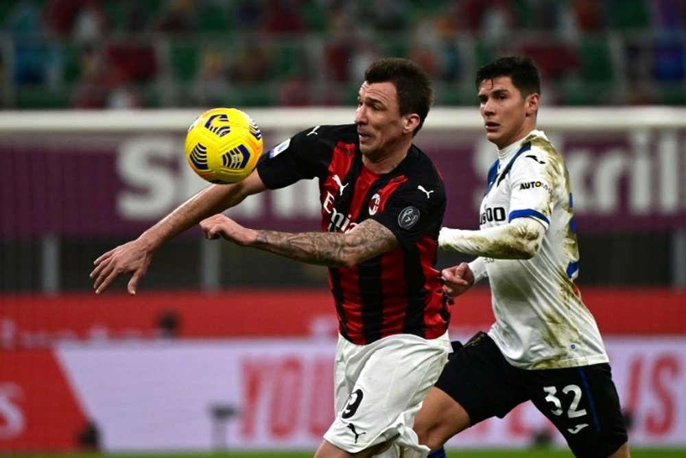 El Milan le abre la puerta a Mandzukic. AFP