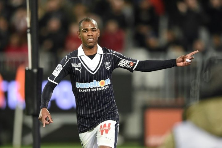 Ligue 1: Bordeaux cartonne et recolle à Marseille